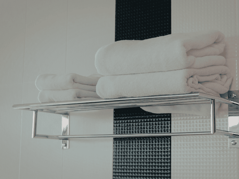 etageres salle de bain - Bree Van de Cool Organisation Maison