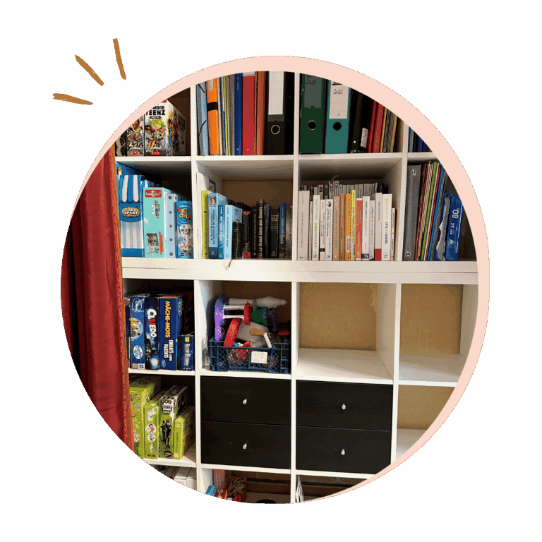 rangement bibliothèque jeux - Bree Van de Cool Organisation maison